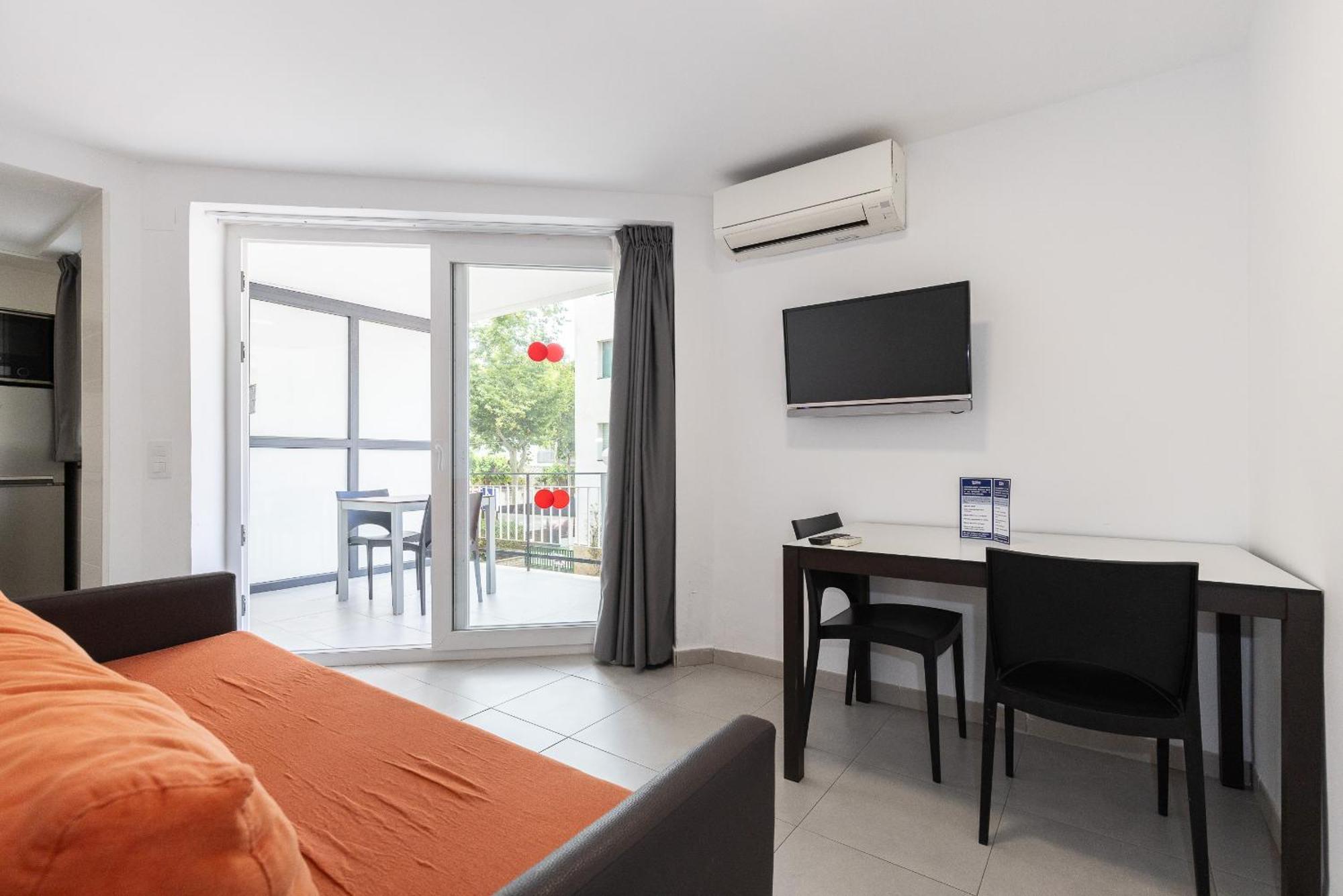 Apartment Rentalmar Aries *